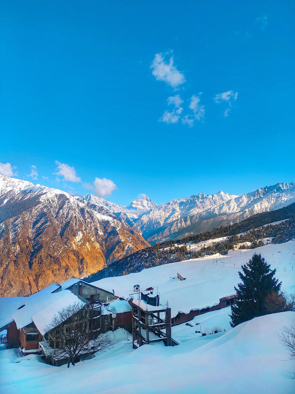 auli, tour, nature, tourist, podcast, huts, trees, snow, snowing, slides, sliders